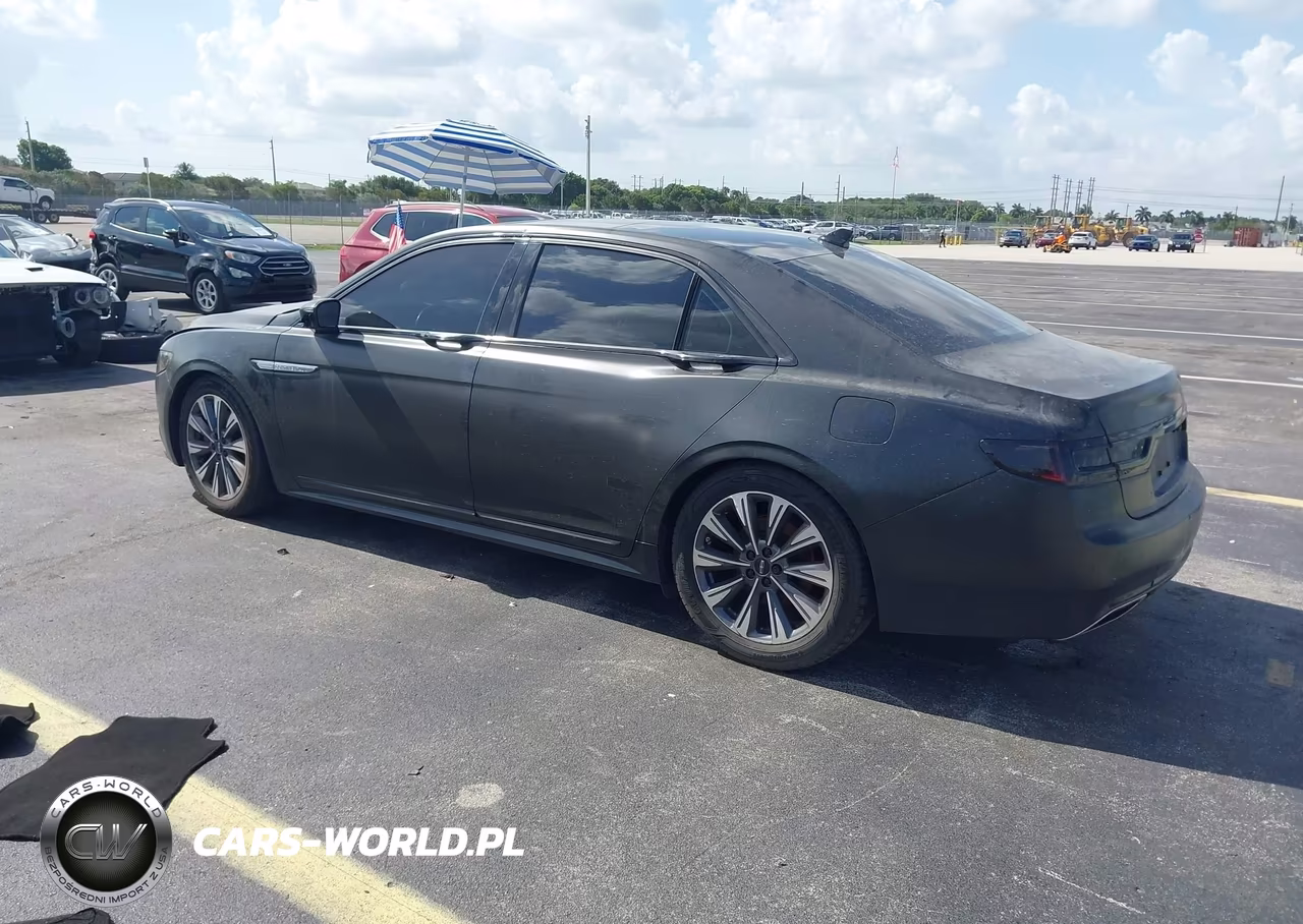 2018 Lincoln Continental Select VIN:1LN6L9SK2J5603441 - 3