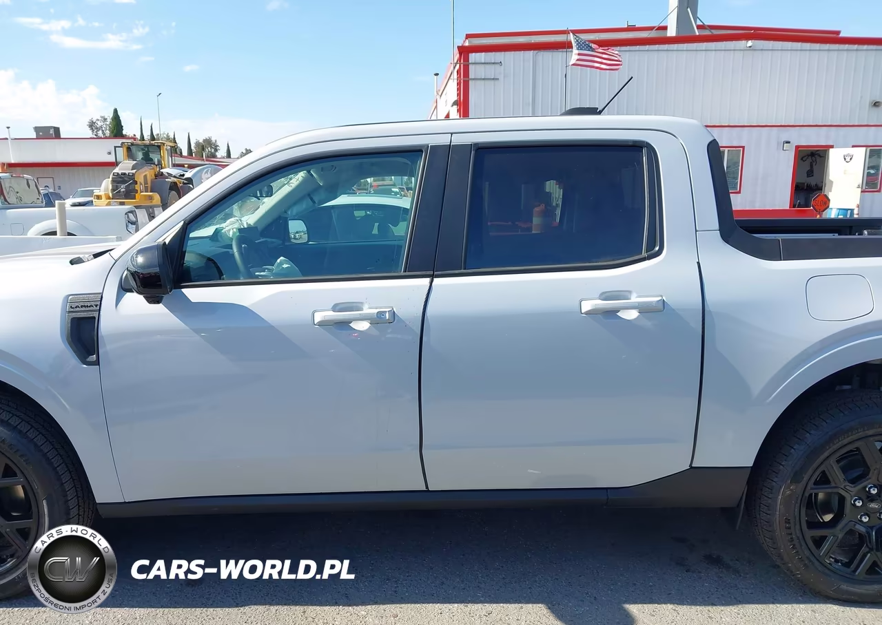 2026 Ford Maverick Lariat VIN:3FTTW8S39TRA82929 - 14