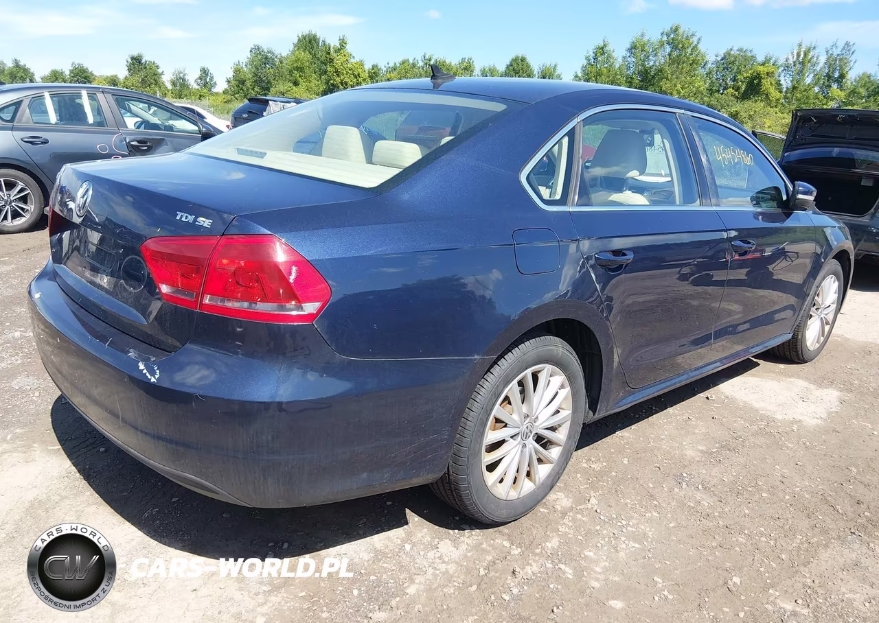 2013 Volkswagen Passat 2.0L Tdi Se VIN:1VWBN7A39DC042227 - 4