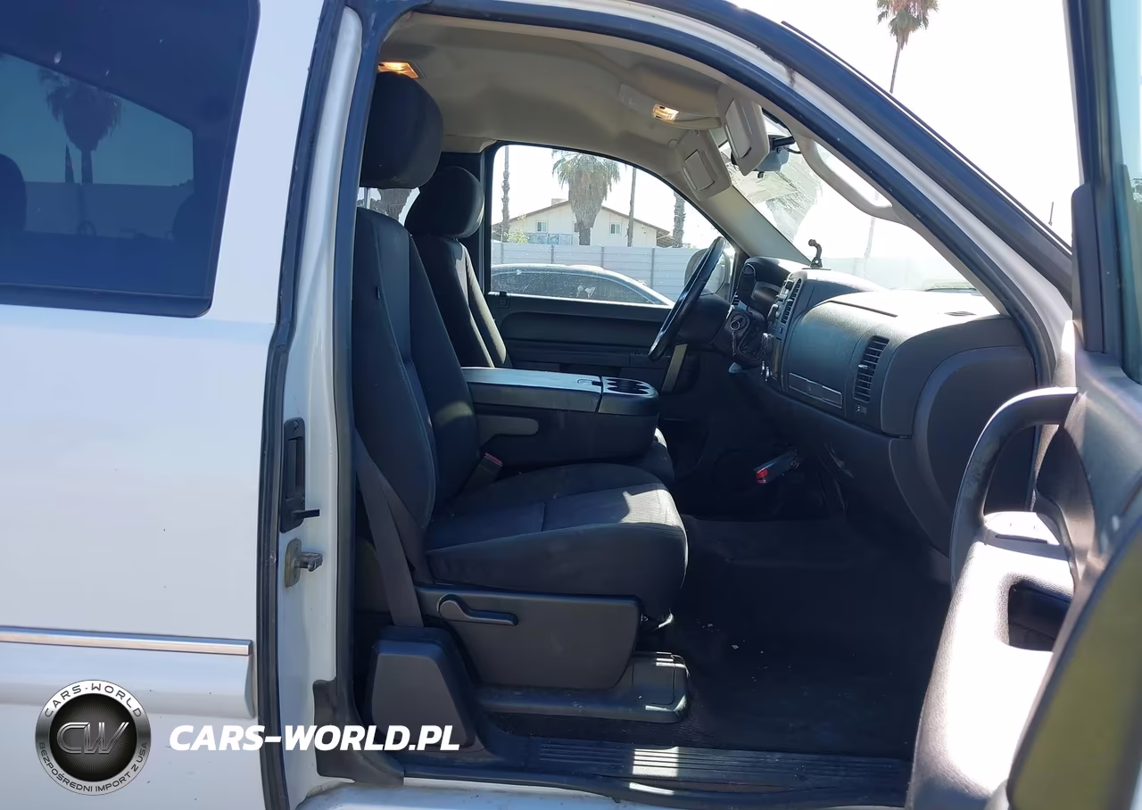 2010 Chevrolet Silverado 1500 Lt VIN:1GCSCSE09AZ250841 - 5