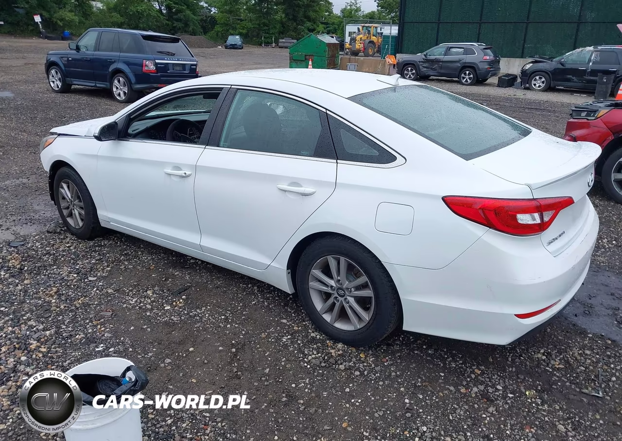 2015 Hyundai Sonata Se VIN:5NPE24AF2FH189949 - 3