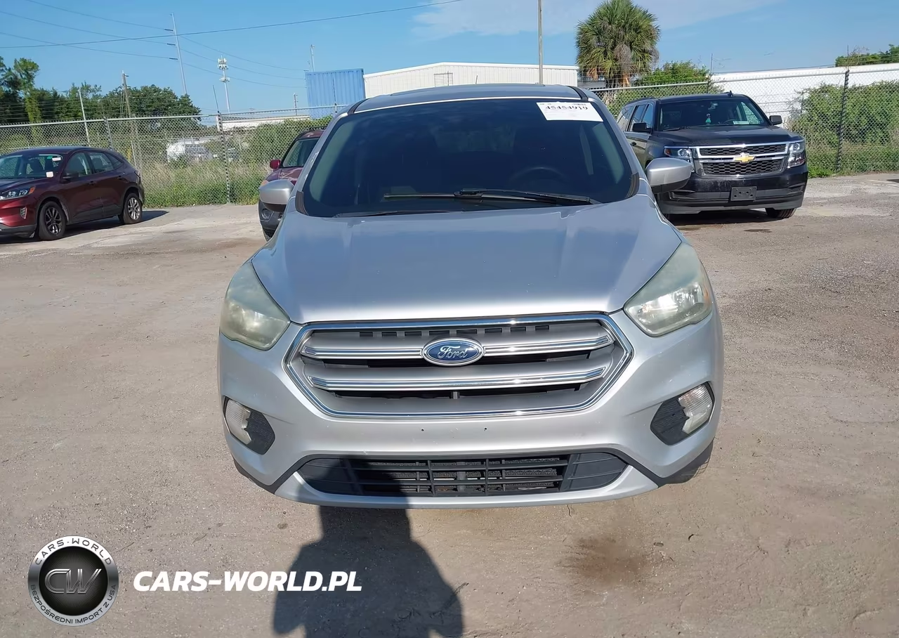 2017 Ford Escape Se VIN:1FMCU0G94HUC52906 - 6