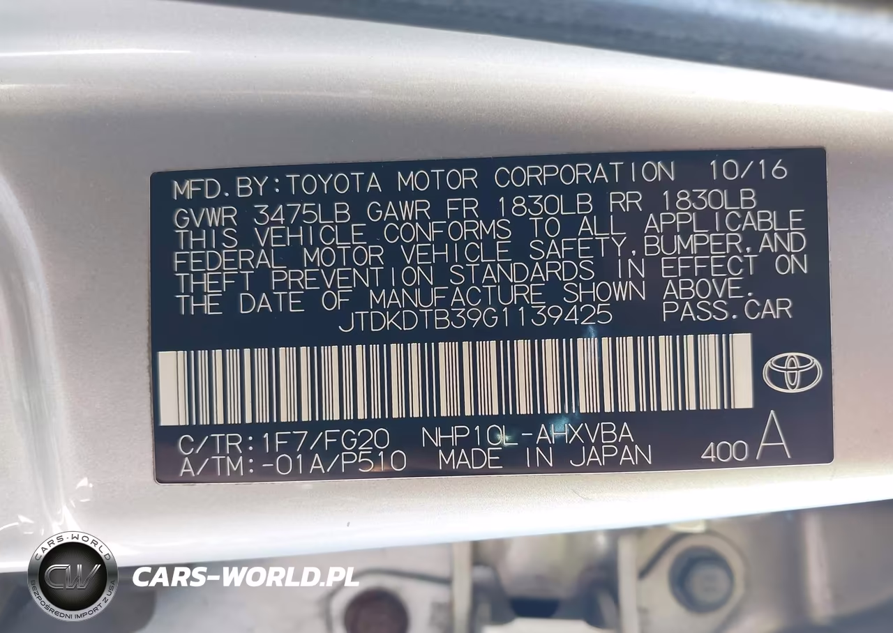 2016 Toyota Prius C Two VIN:JTDKDTB39G1139425 - 9