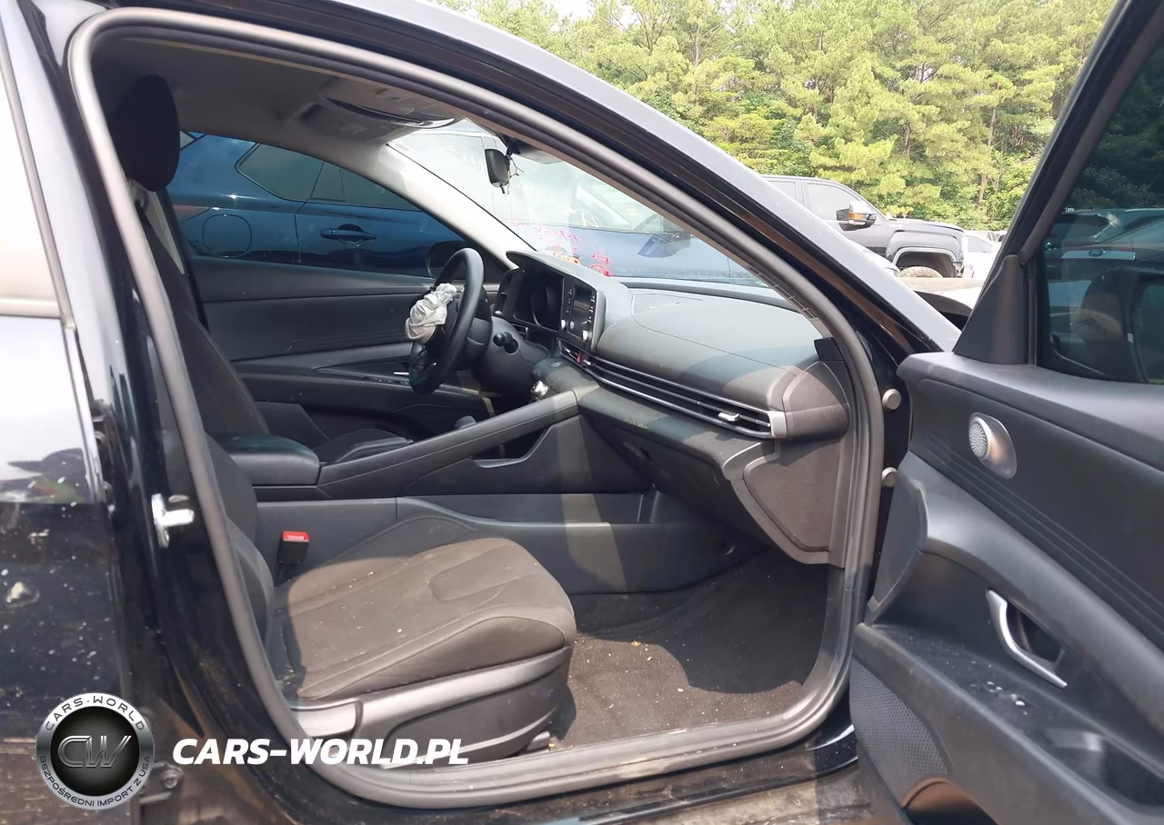 2023 Hyundai Elantra Sel VIN:KMHLM4AG5PU455588 - 5