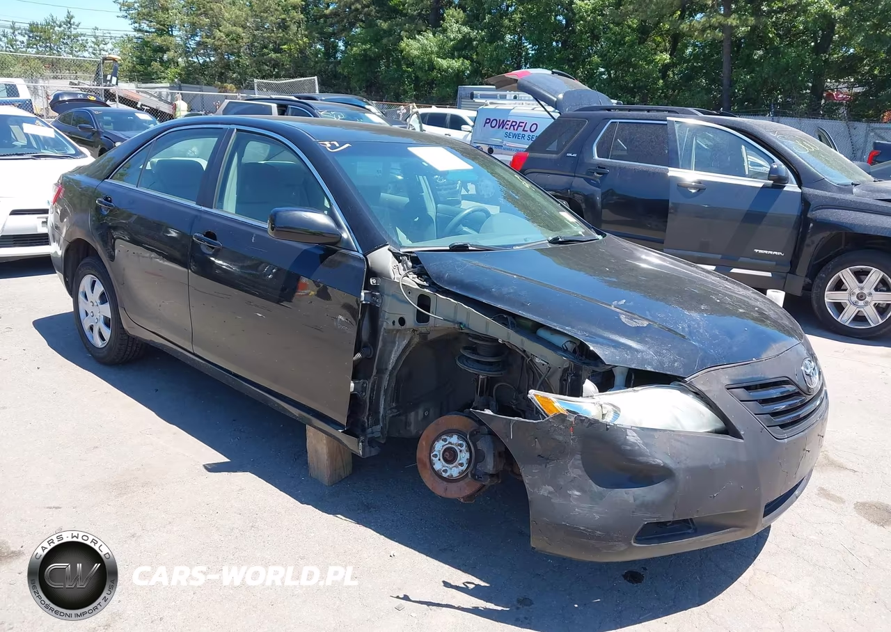 2009 Toyota Camry Le – zdjęcie 1 z 17