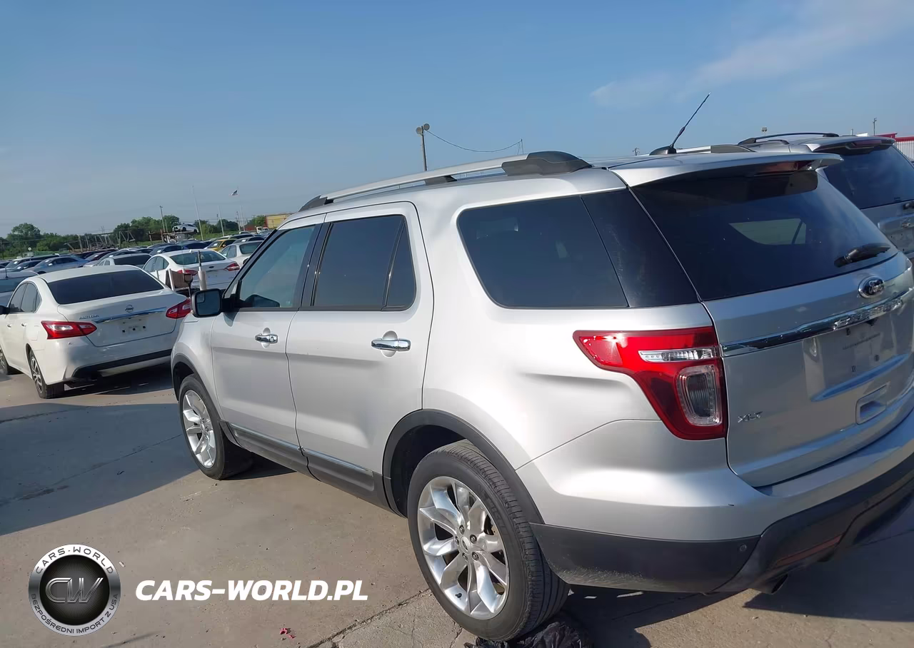 2014 Ford Explorer Xlt VIN:1FM5K7D8XEGA02910 - 14