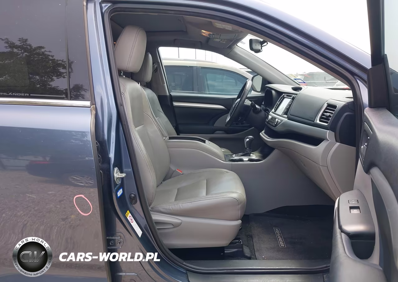 2015 Toyota Highlander Xle V6 VIN:5TDKKRFH4FS058123 - 5