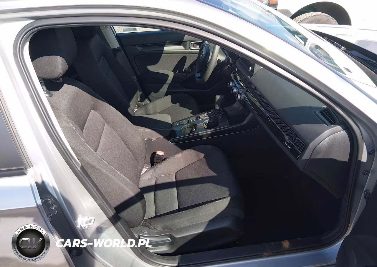 2026 Honda Civic Lx VIN:2HGFE2F28TH526538 - 5