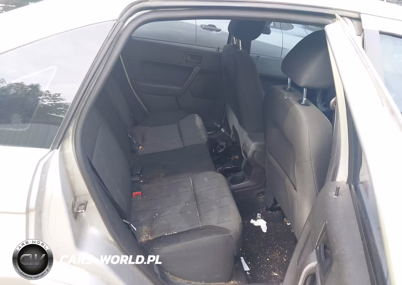2009 Ford Focus Se VIN:1FAHP35N39W110285 - 8