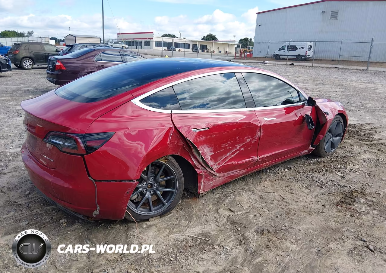 2018 Tesla Model 3 Long Range-Performance VIN:5YJ3E1EB0JF064315 - 4
