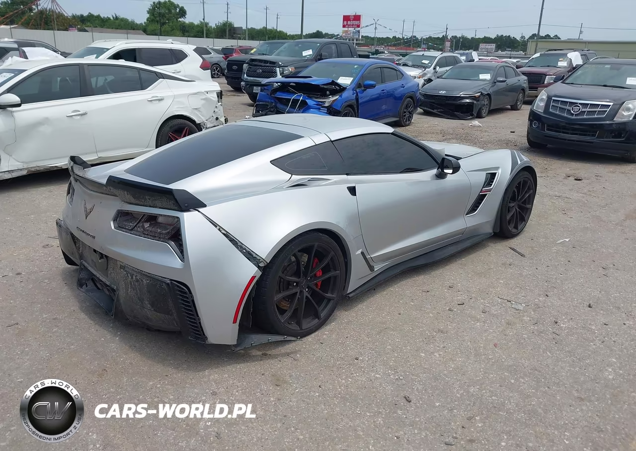 2019 Chevrolet Corvette Grand Sport VIN:1G1YW2D78K5115335 - 4