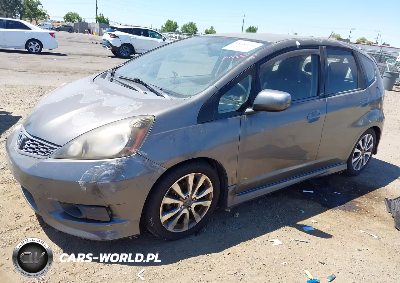 2013 Honda Fit Sport VIN:JHMGE8G50DC033552 - 2