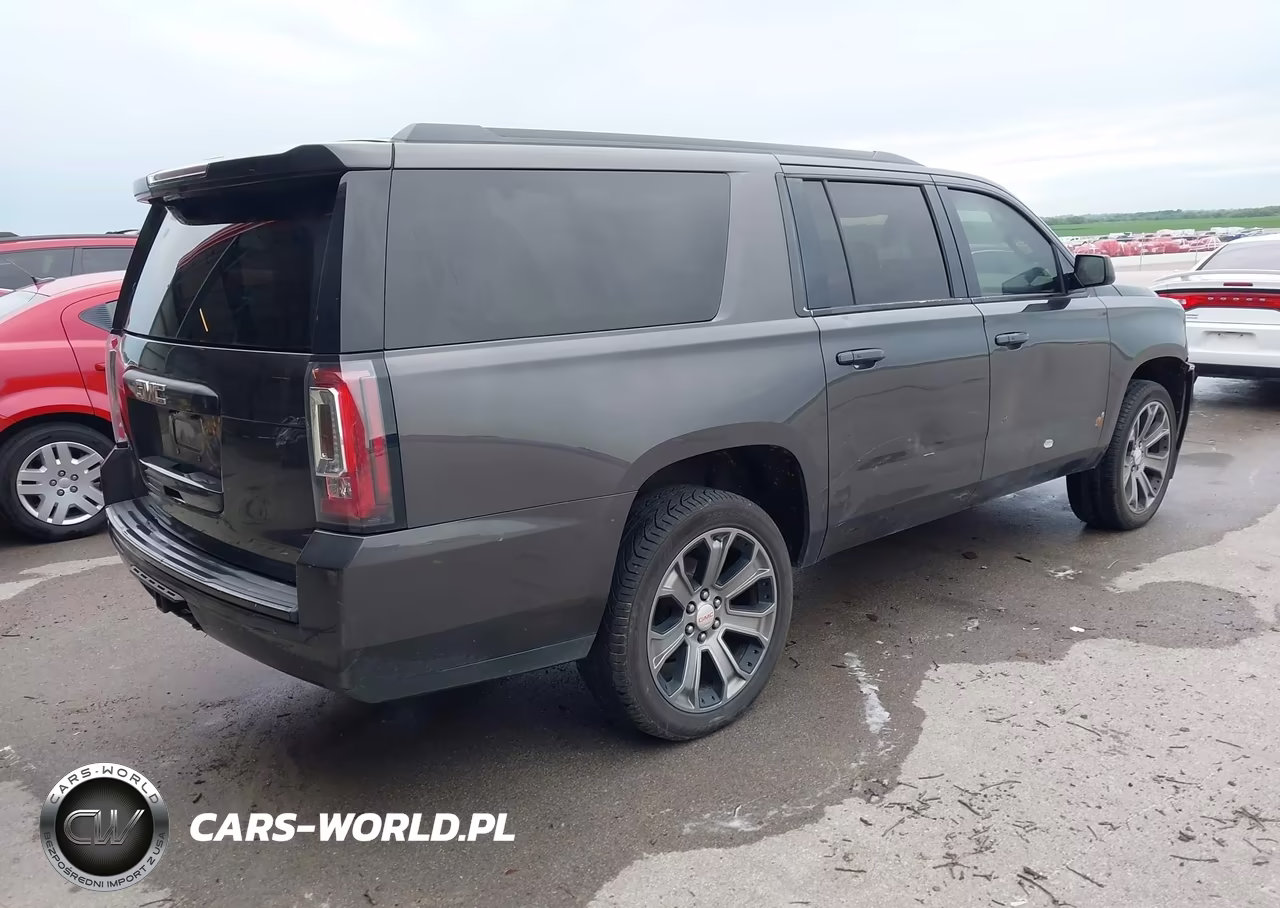 2017 GMC Yukon Xl Denali VIN:1GKS2HKJ1HR370232 - 4