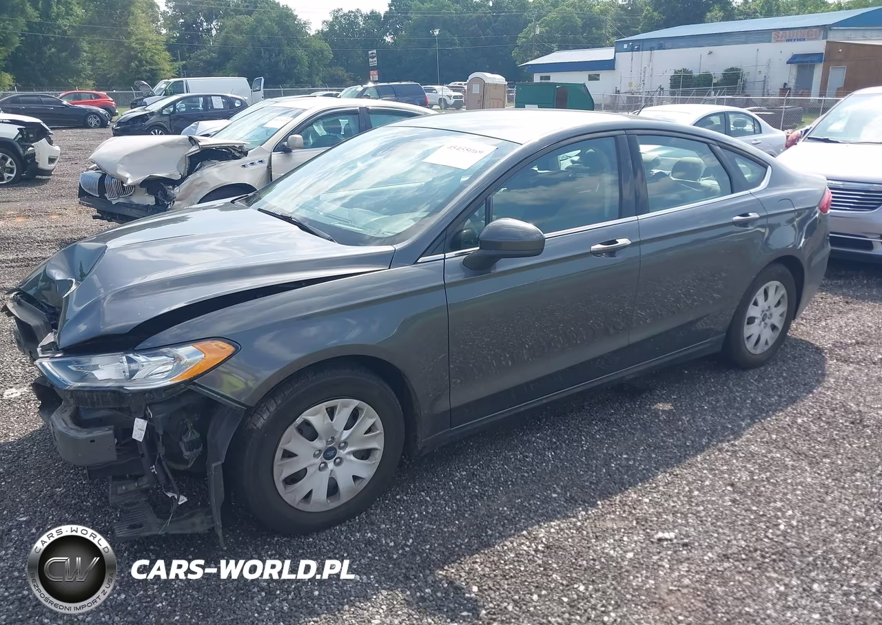 2019 Ford Fusion S VIN:3FA6P0G72KR146532 - 2