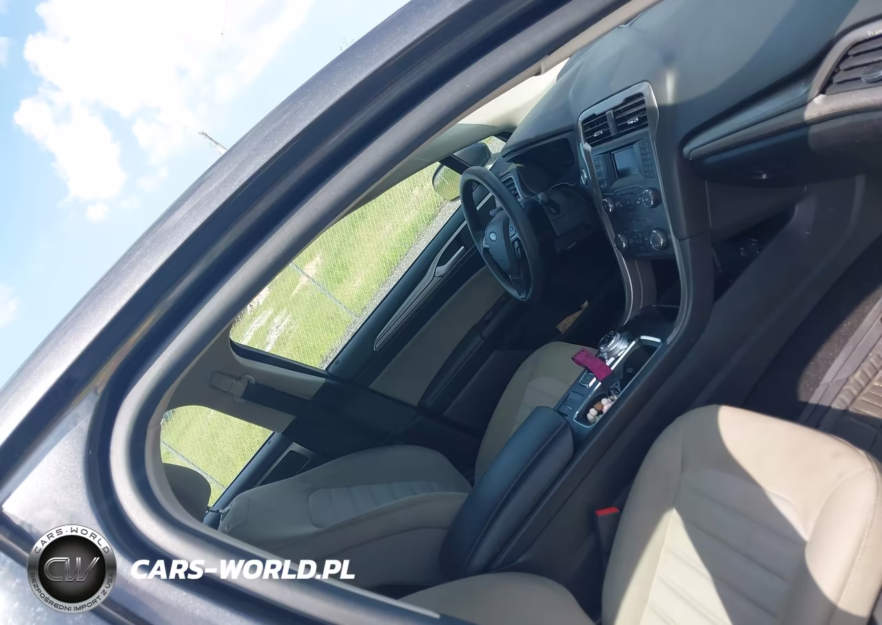 2019 Ford Fusion S VIN:3FA6P0G72KR146532 - 5