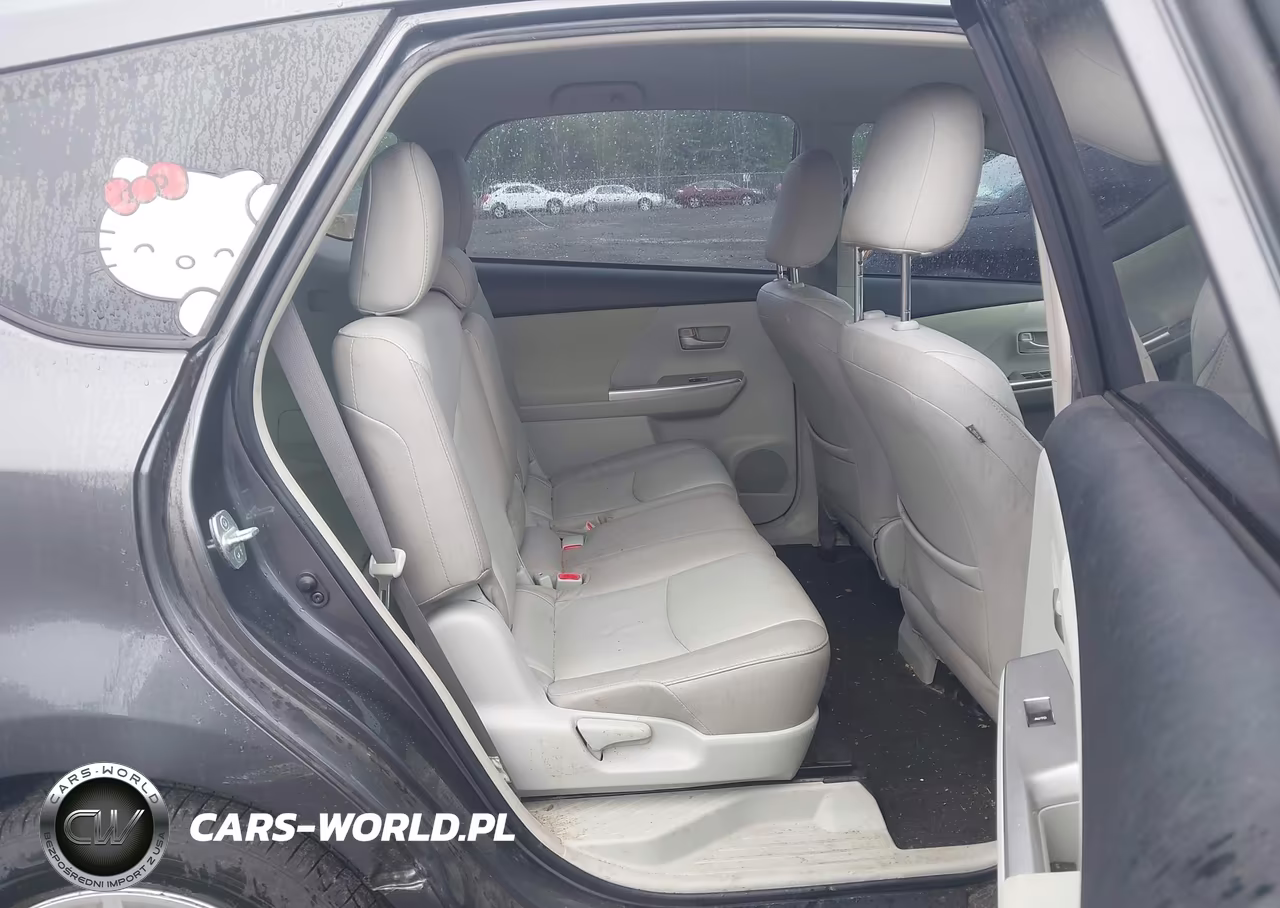 2013 Toyota Prius V Two VIN:JTDZN3EU0D3207689 - 8