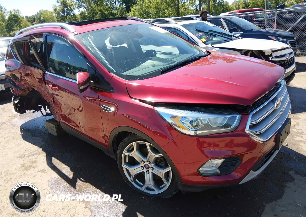2017 Ford Escape Titanium – zdjęcie 1 z 18