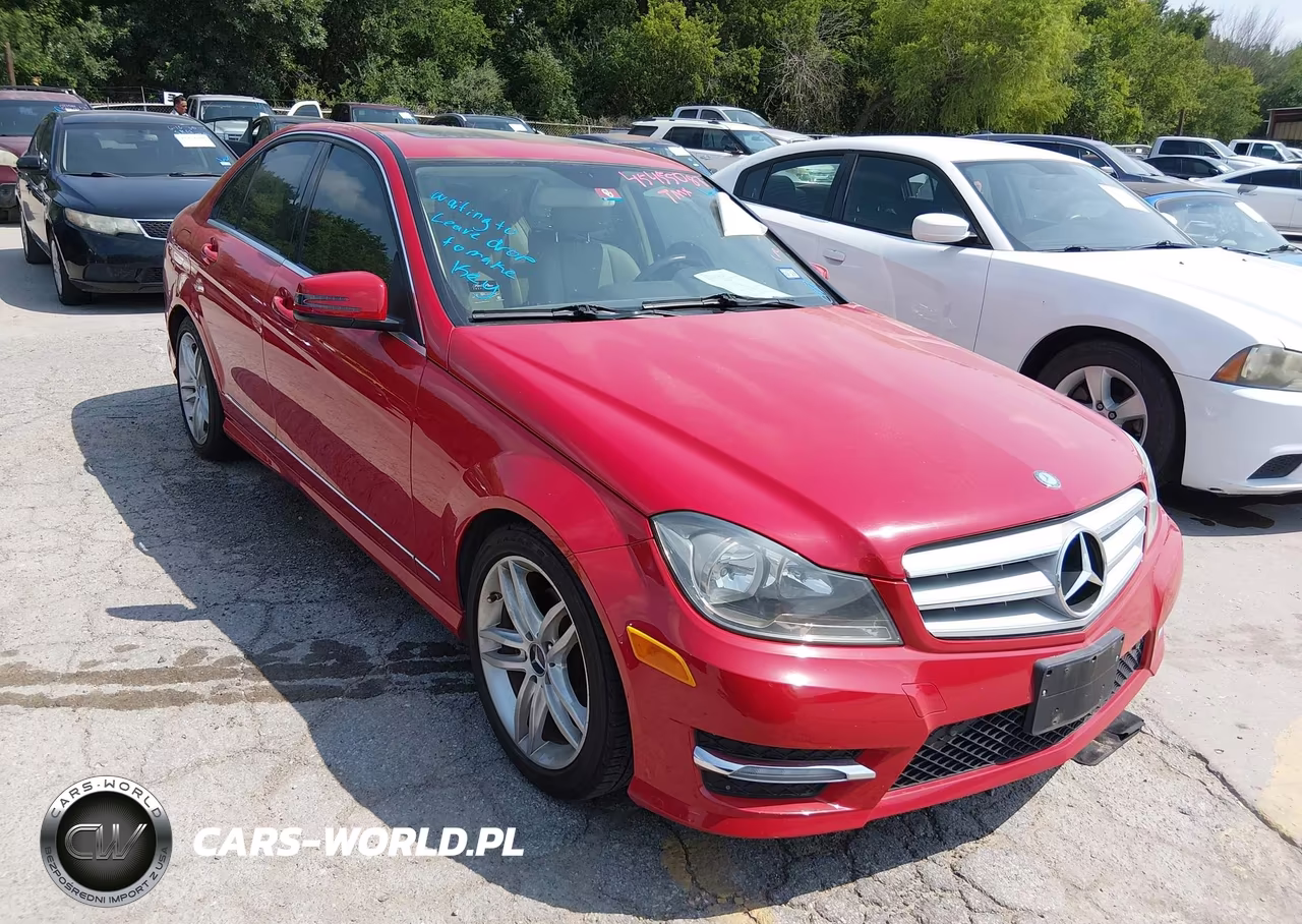 2013 Mercedes-Benz C 250 Sport – zdjęcie 1 z 16
