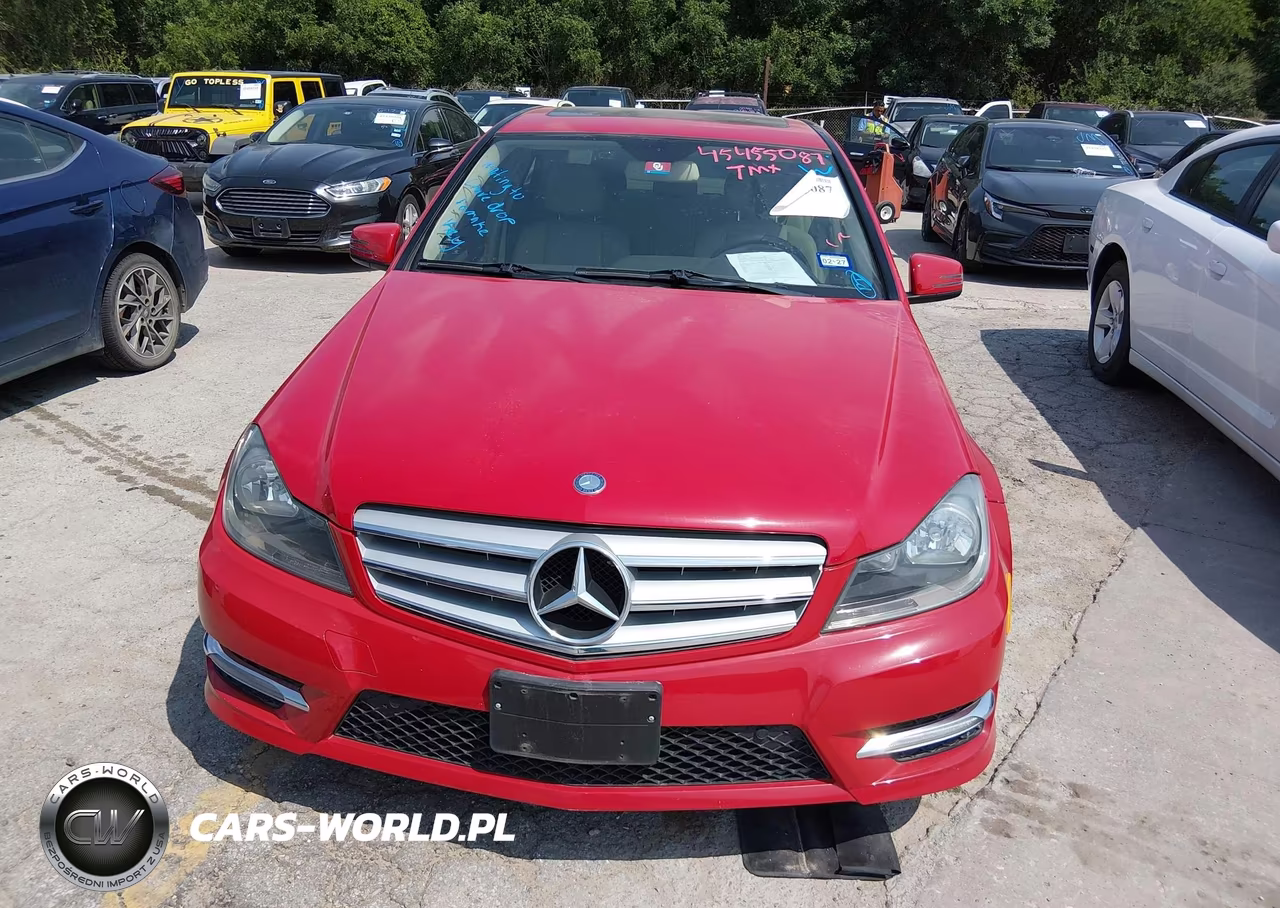 2013 Mercedes-Benz C 250 Sport VIN:WDDGF4HB2DR244587 - 12