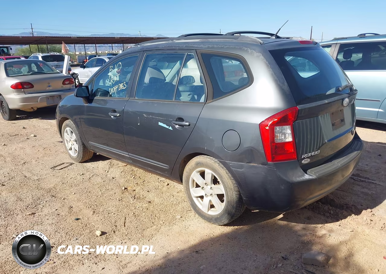 2007 Kia Rondo Lx VIN:KNAFG525877067794 - 3