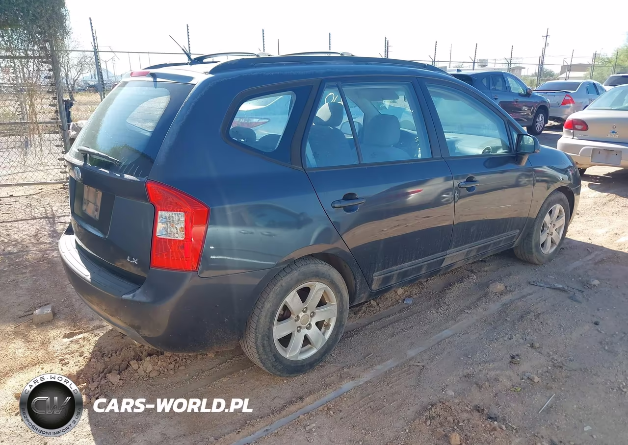 2007 Kia Rondo Lx VIN:KNAFG525877067794 - 4