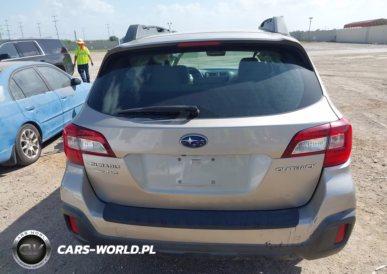 2018 Subaru Outback 2.5I VIN:4S4BSAAC3J3312231 - 16