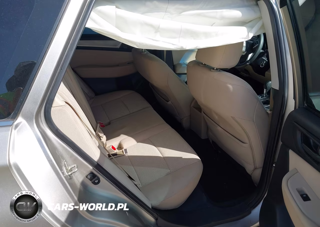 2018 Subaru Outback 2.5I VIN:4S4BSAAC3J3312231 - 8