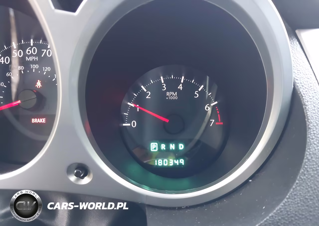 2010 Chrysler Sebring Touring VIN:1C3BC5ED1AN137885 - 7