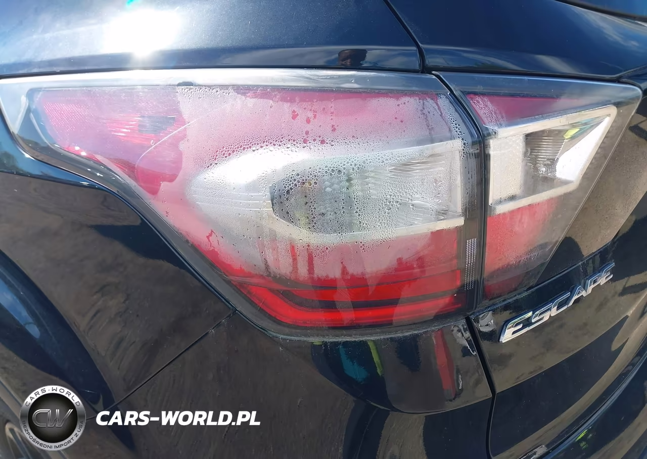 2017 Ford Escape Se VIN:1FMCU0GD6HUB50463 - 6