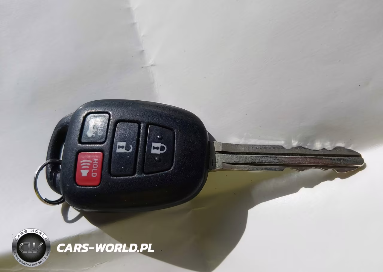 2017 Toyota Corolla Le VIN:5YFBURHE5HP735124 - 11