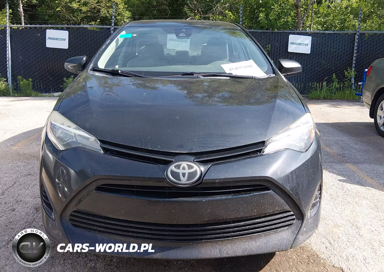 2017 Toyota Corolla Le VIN:5YFBURHE5HP735124 - 12