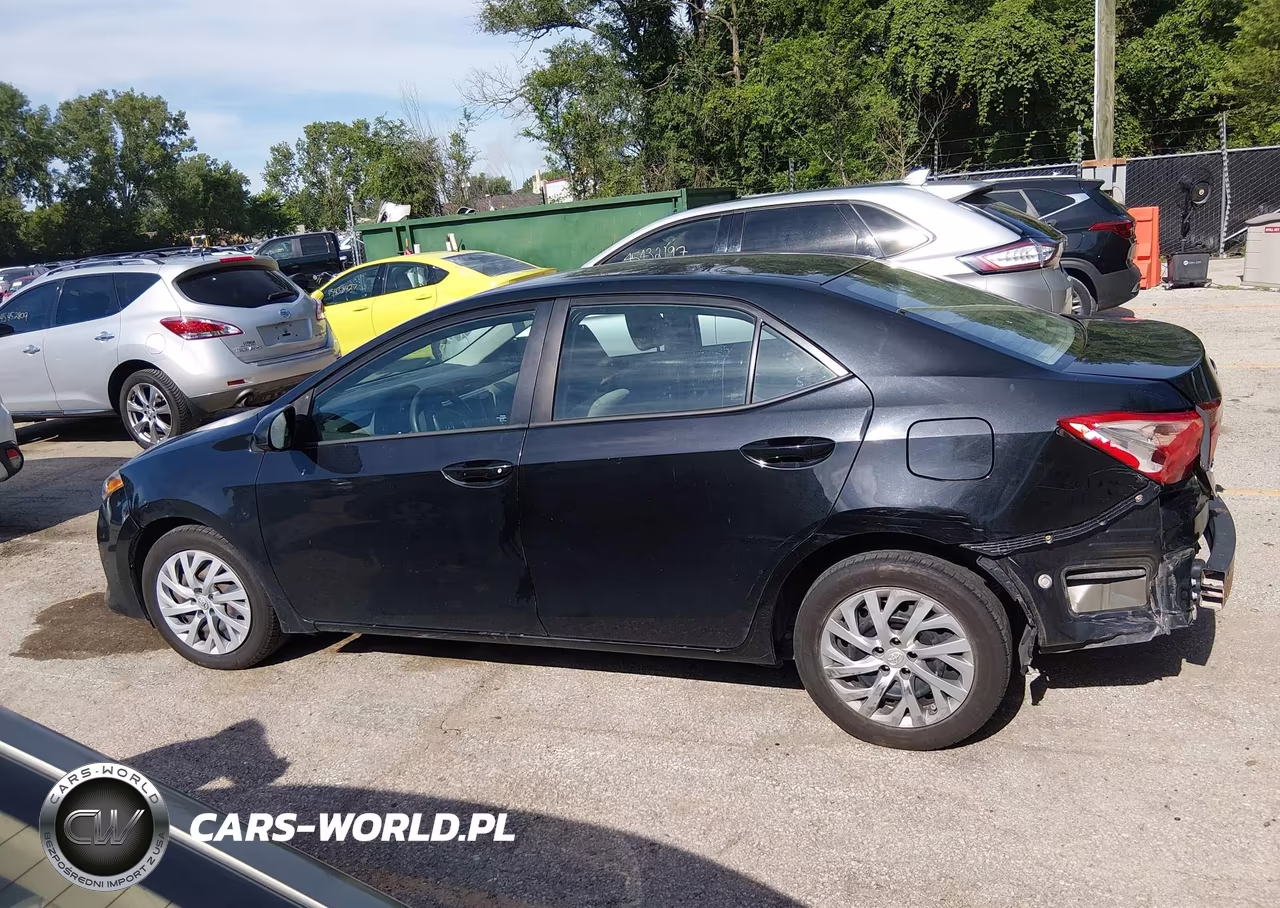 2017 Toyota Corolla Le VIN:5YFBURHE5HP735124 - 14