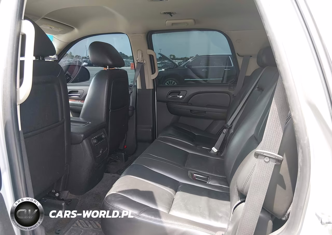 2010 Chevrolet Tahoe Lt VIN:1GNUKBE07AR138087 - 7