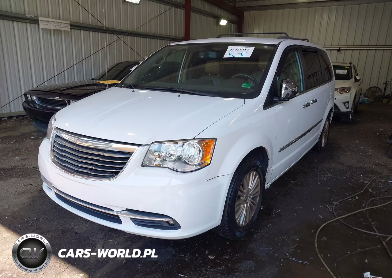 2015 Chrysler Town & Country Touring-L VIN:2C4RC1CG5FR618894 - 2
