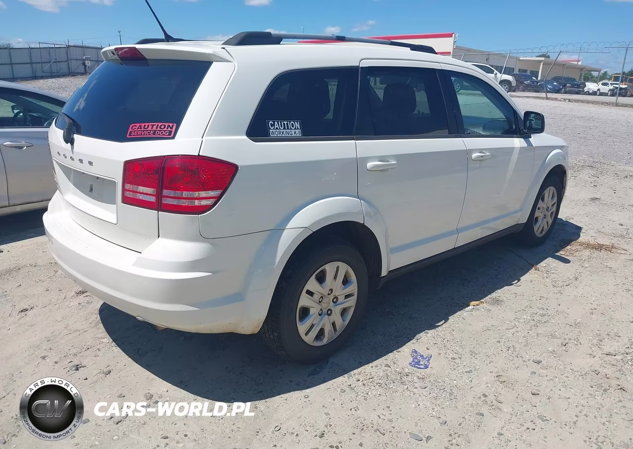2018 Dodge Journey Se VIN:3C4PDCAB6JT319797 - 4