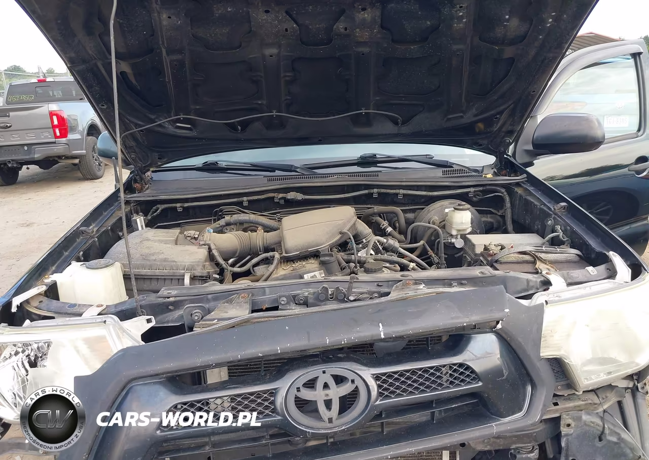 2014 Toyota Tacoma VIN:5TFTX4CNXEX039670 - 10
