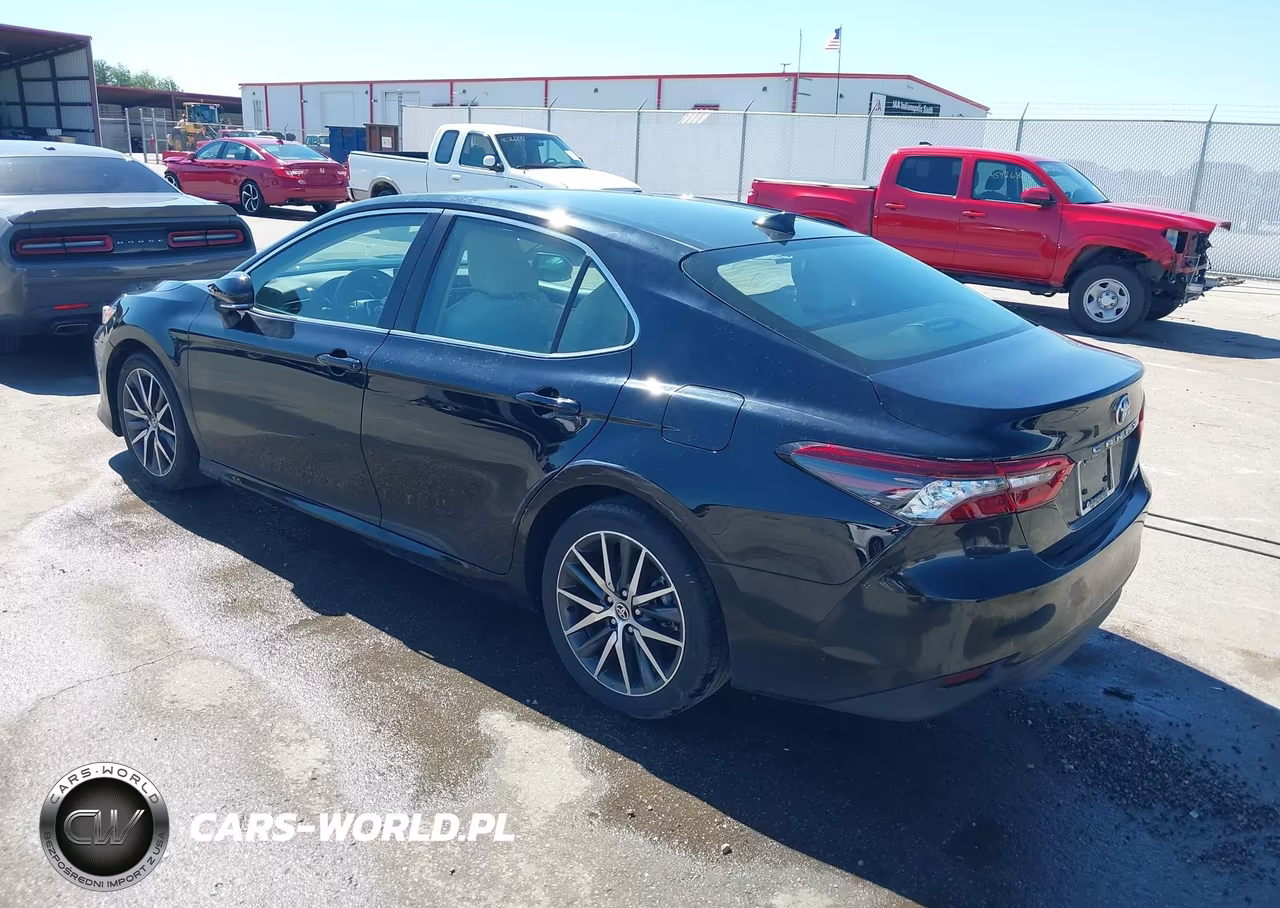 2024 Toyota Camry Xle VIN:4T1F11AK8RU899589 - 3
