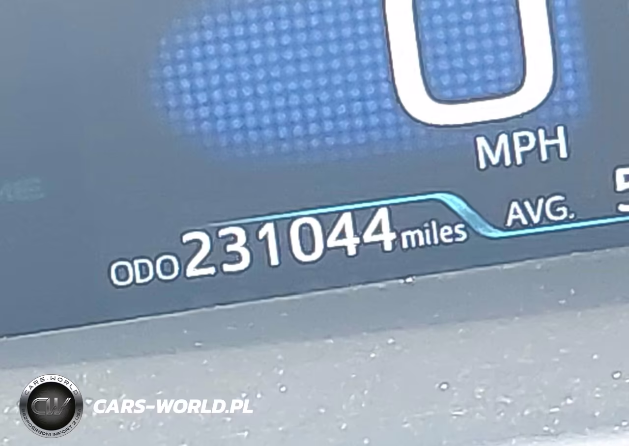 2018 Toyota Prius Prime Plus VIN:JTDKARFP9J3095544 - 16
