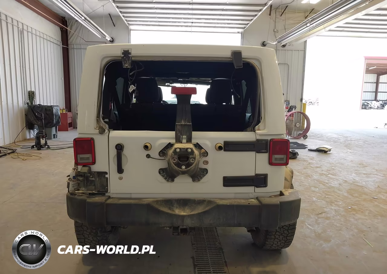 2017 Jeep Wrangler Unlimited Sport VIN:1C4BJWDG9HL615494 - 17