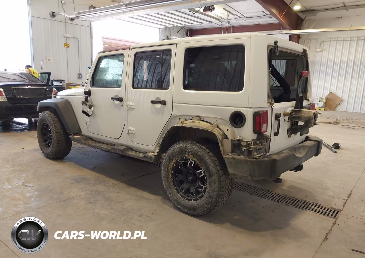 2017 Jeep Wrangler Unlimited Sport VIN:1C4BJWDG9HL615494 - 3