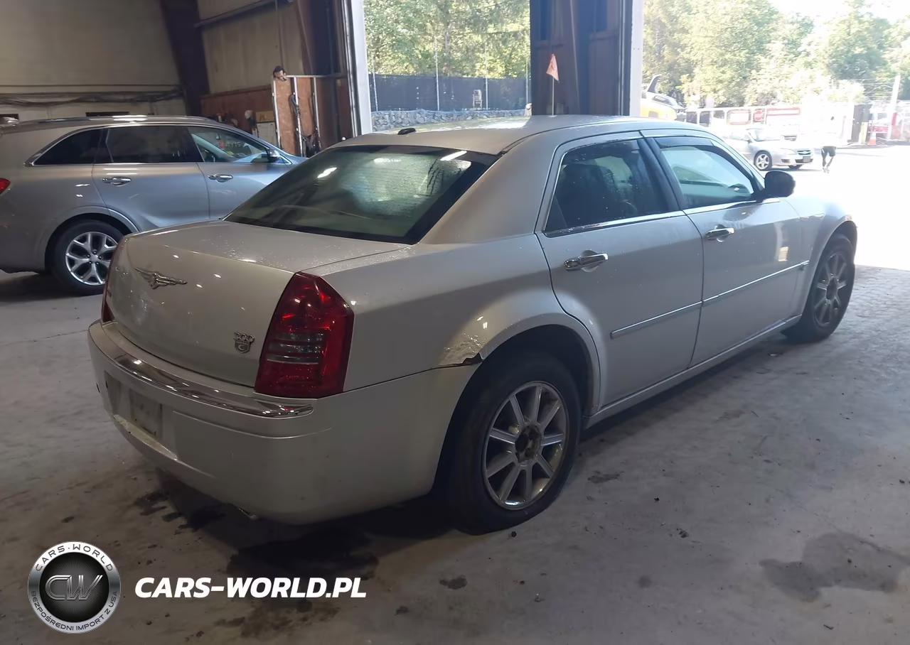 2007 Chrysler 300C VIN:2C3KK63H97H651791 - 4