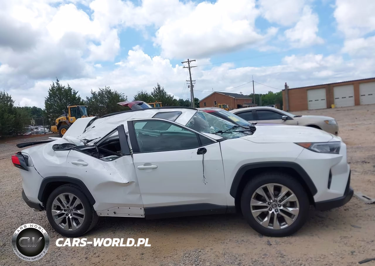 2020 Toyota Rav4 Xle Premium VIN:2T3C1RFV1LC068584 - 13