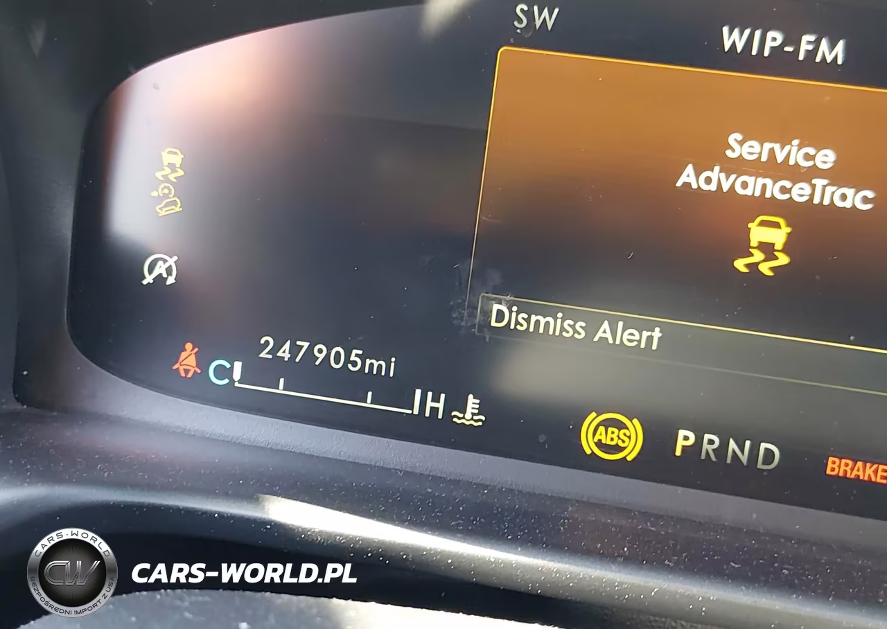 2022 Lincoln Aviator Livery VIN:5LM5J0XC8NGL14652 - 15