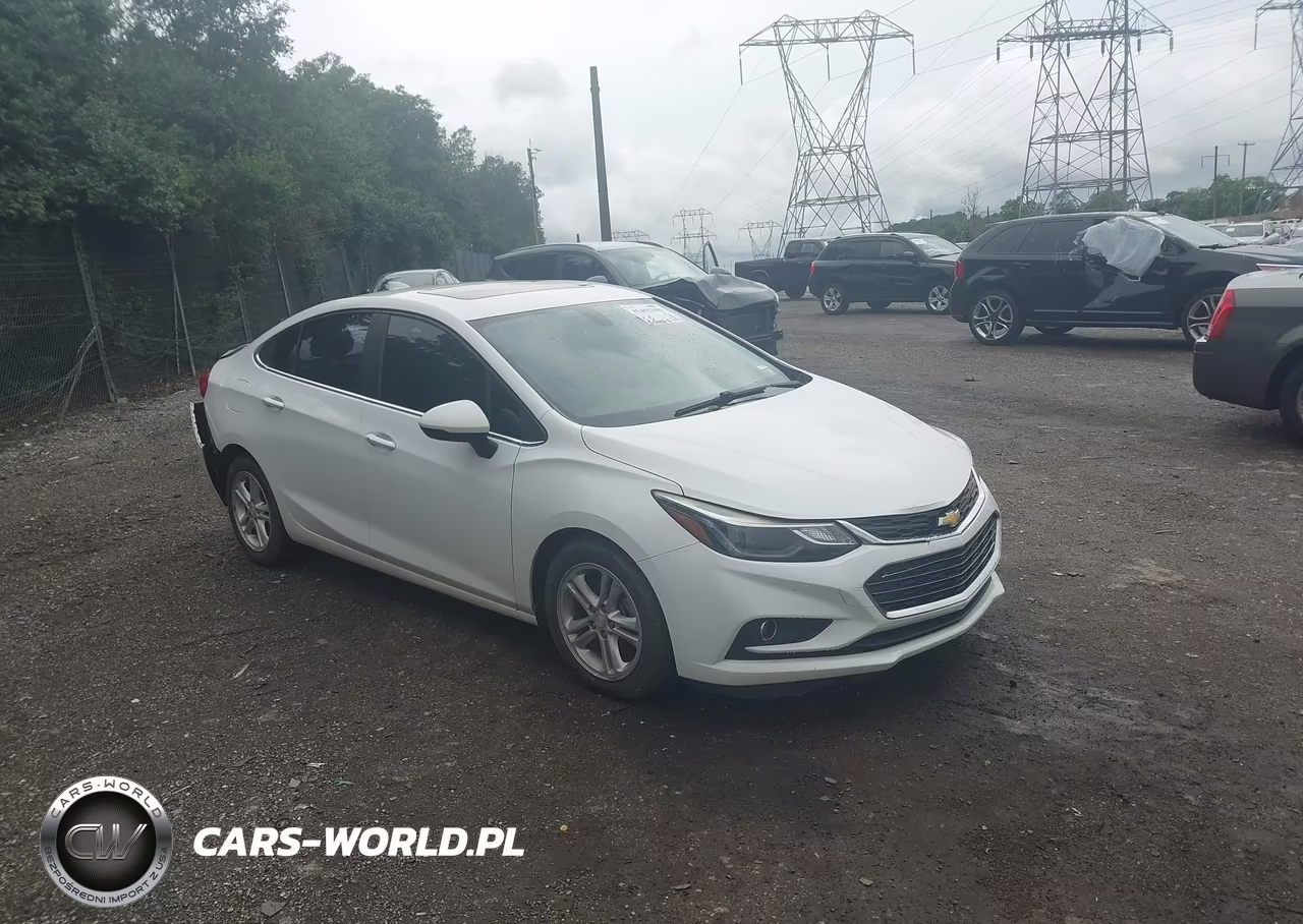 2018 Chevrolet Cruze Lt Auto – zdjęcie 1 z 14