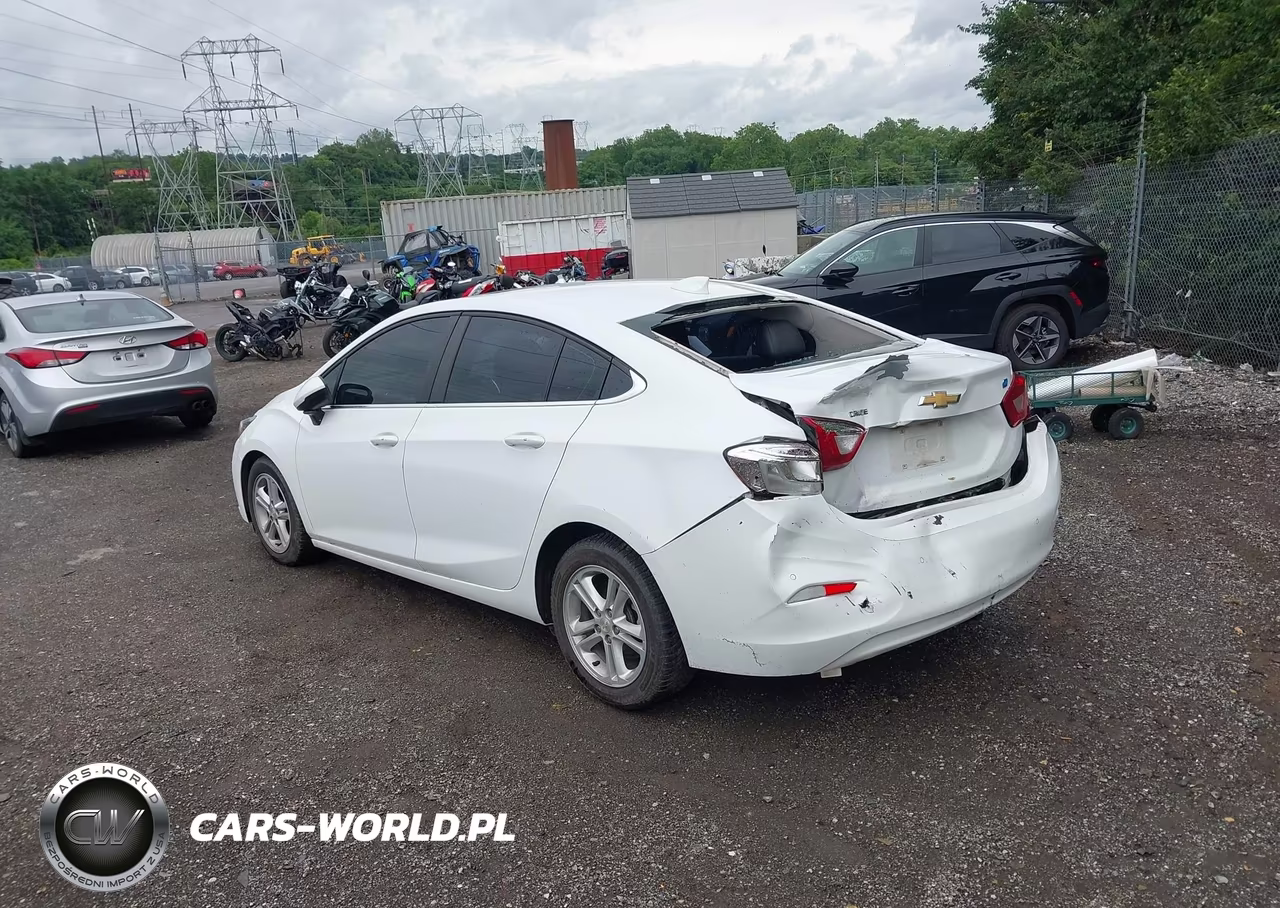 2018 Chevrolet Cruze Lt Auto VIN:1G1BH5SE5J7189642 - 3