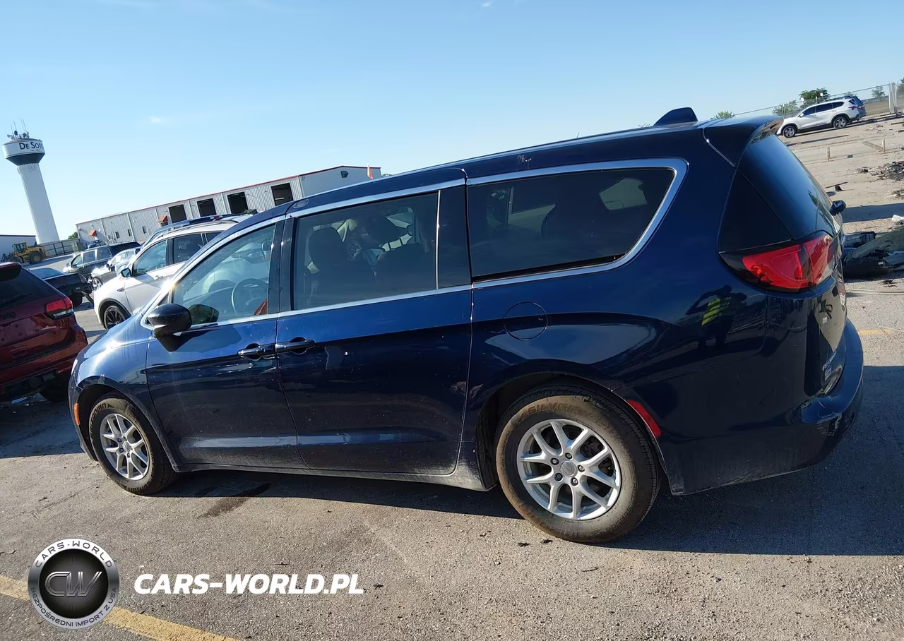2018 Chrysler Pacifica Touring VIN:2C4RC1DG6JR148639 - 14