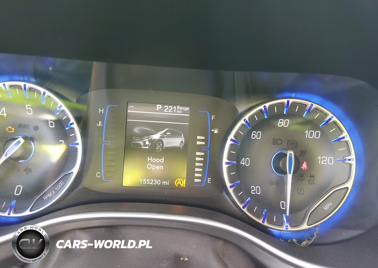 2018 Chrysler Pacifica Touring VIN:2C4RC1DG6JR148639 - 7
