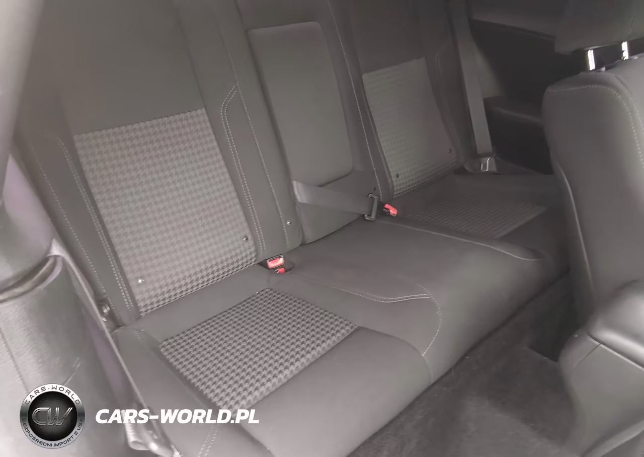2019 Dodge Challenger Sxt VIN:2C3CDZAGXKH503359 - 8