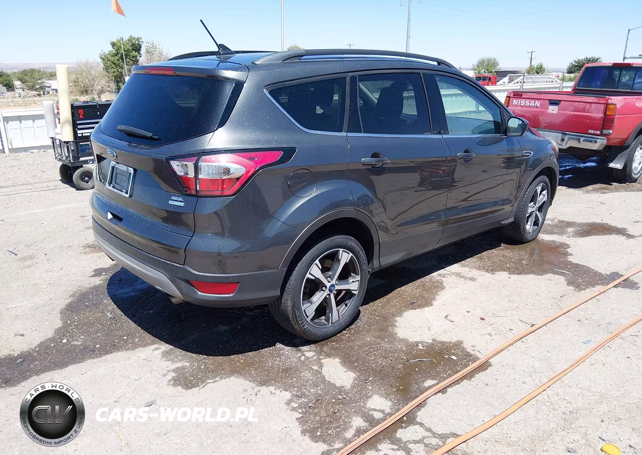 2018 Ford Escape Sel VIN:1FMCU0HD9JUA24330 - 4