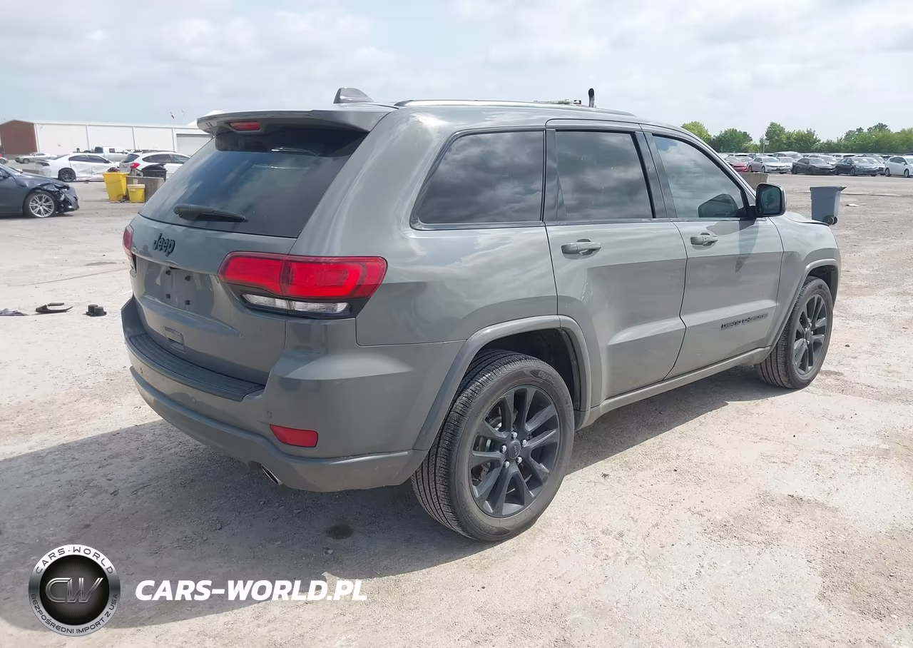 2020 Jeep Grand Cherokee Altitude 4X2 VIN:1C4RJEAG8LC246875 - 4